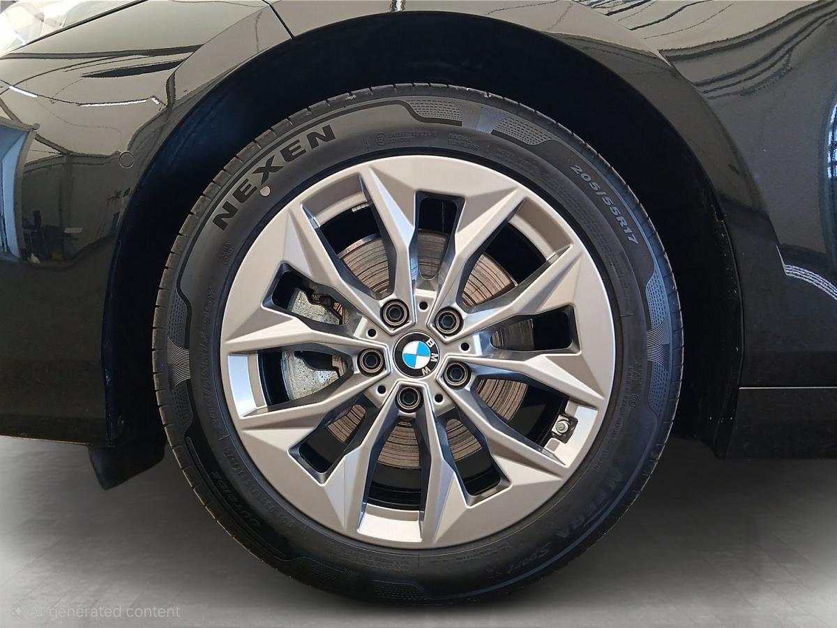 Originalaufnahme des Fahrzeugs Originalaufnahme des Fahrzeugs