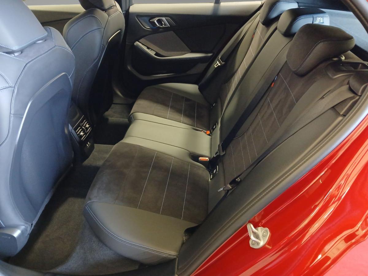 Originalaufnahme des Fahrzeugs Originalaufnahme des Fahrzeugs