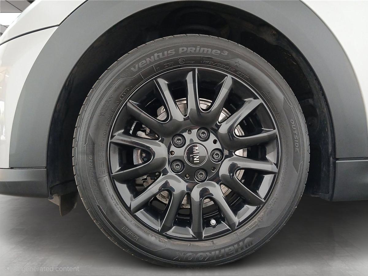 Originalaufnahme des Fahrzeugs Originalaufnahme des Fahrzeugs