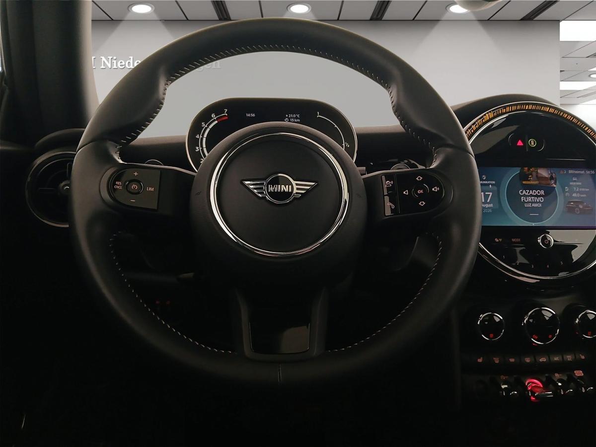 Originalaufnahme des Fahrzeugs Originalaufnahme des Fahrzeugs