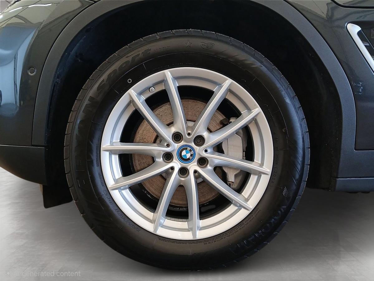 Originalaufnahme des Fahrzeugs Originalaufnahme des Fahrzeugs