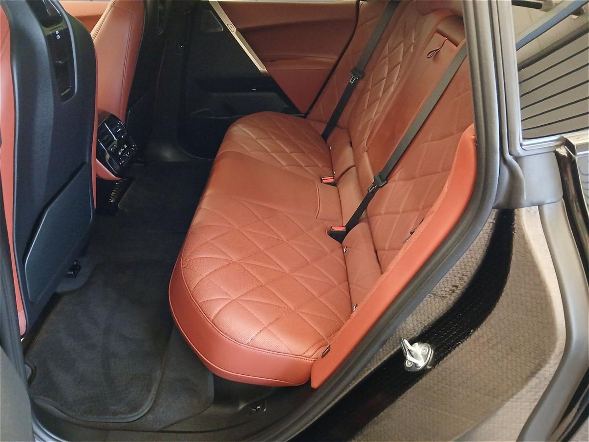 Originalaufnahme des Fahrzeugs Originalaufnahme des Fahrzeugs