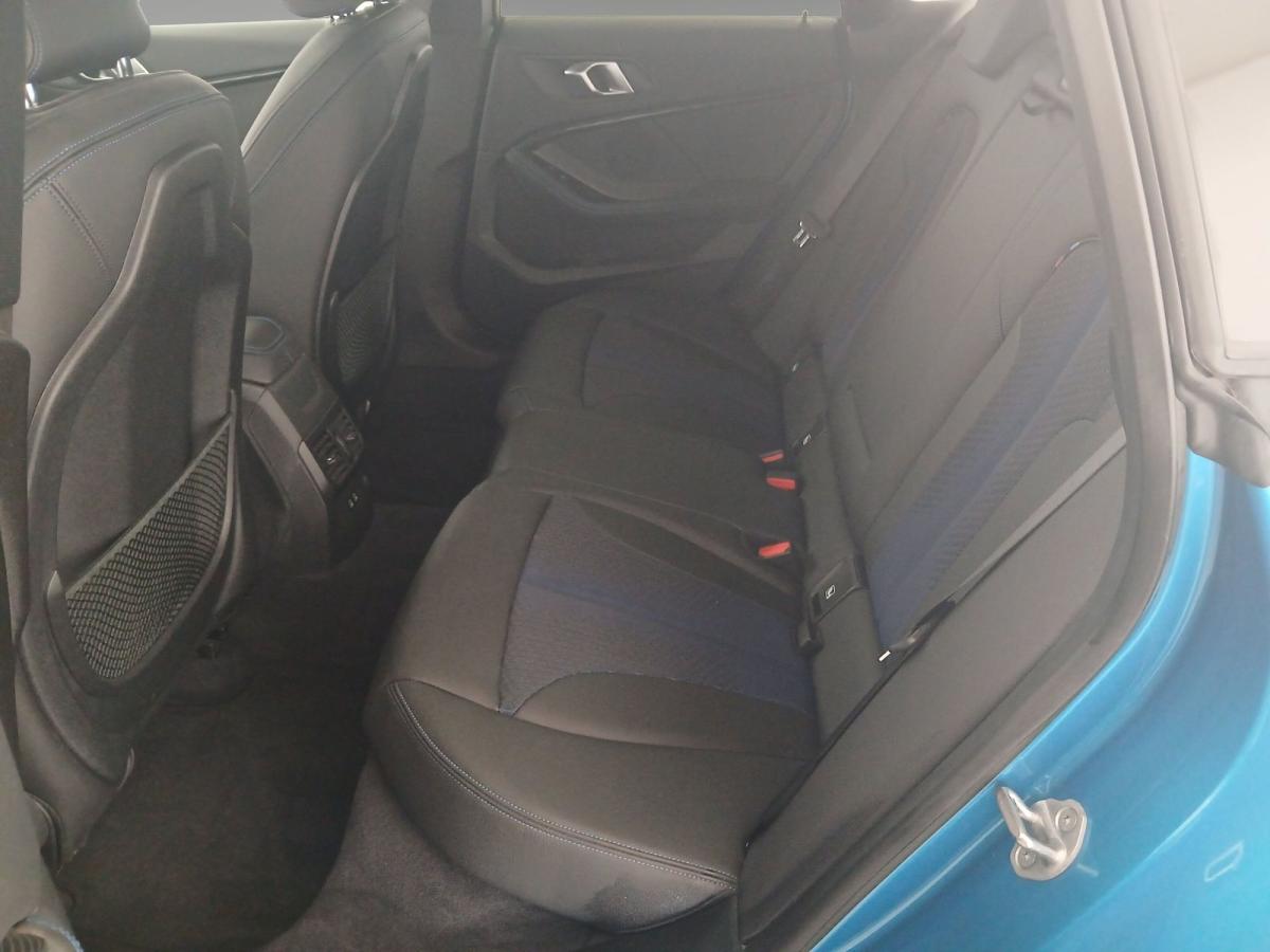 Originalaufnahme des Fahrzeugs Originalaufnahme des Fahrzeugs