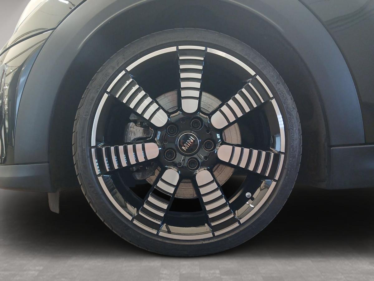 Originalaufnahme des Fahrzeugs Originalaufnahme des Fahrzeugs