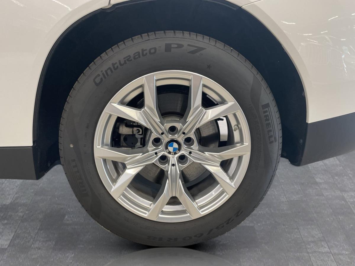 Originalaufnahme des Fahrzeugs Originalaufnahme des Fahrzeugs