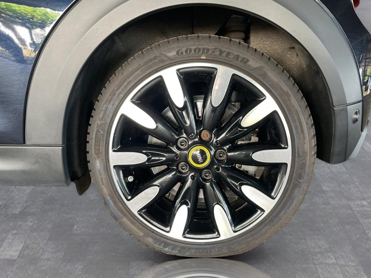 Originalaufnahme des Fahrzeugs Originalaufnahme des Fahrzeugs