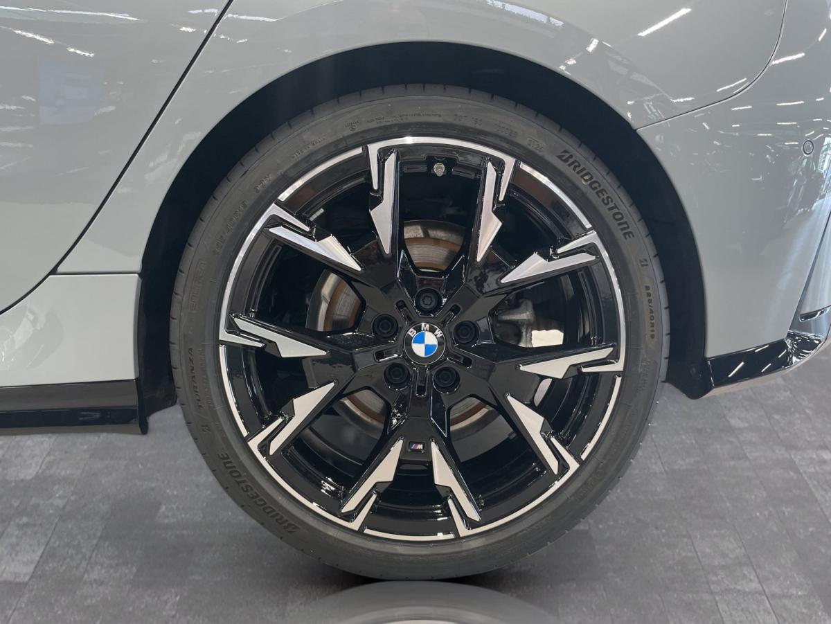Originalaufnahme des Fahrzeugs