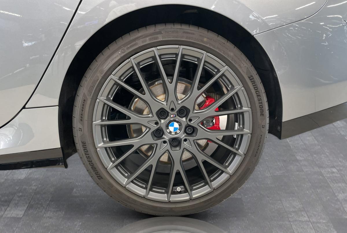 Originalaufnahme des Fahrzeugs