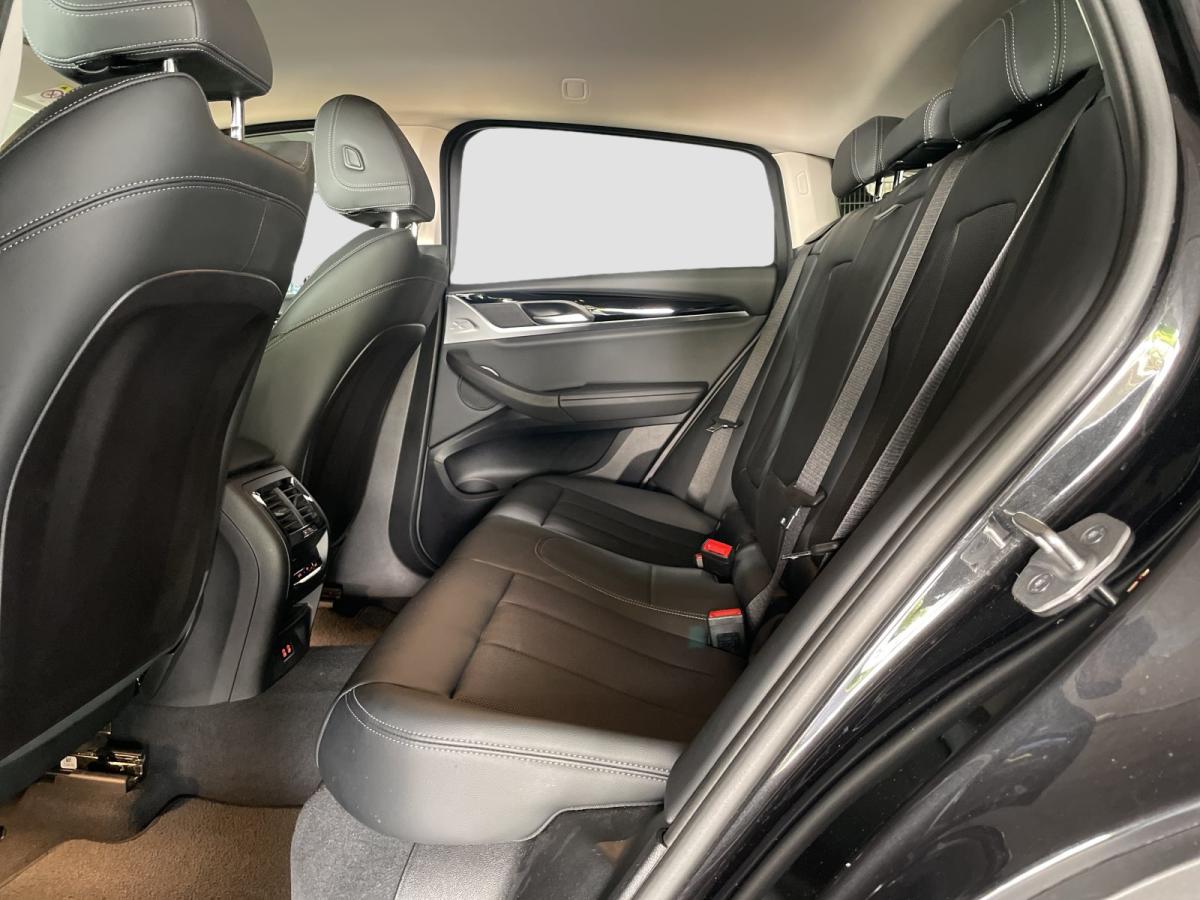 Originalaufnahme des Fahrzeugs