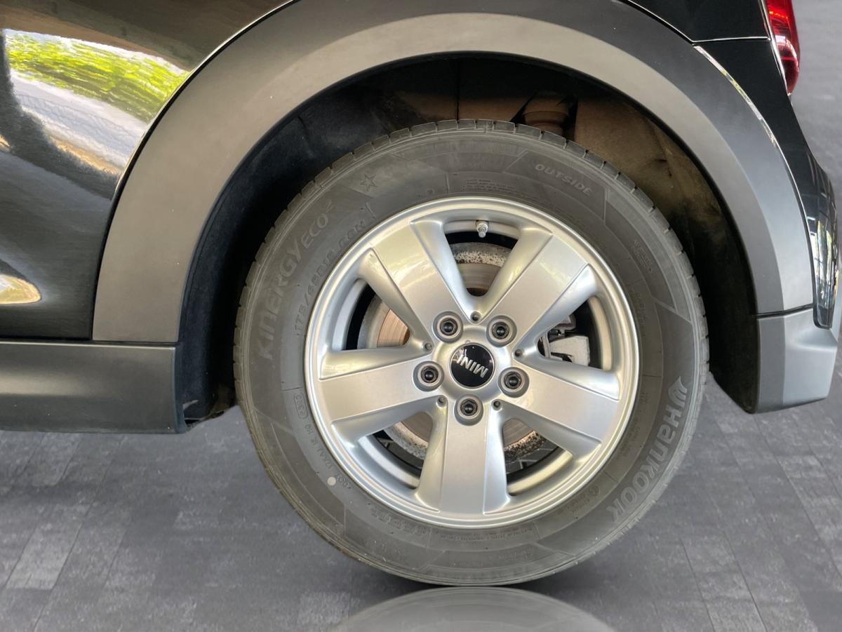 Originalaufnahme des Fahrzeugs Originalaufnahme des Fahrzeugs