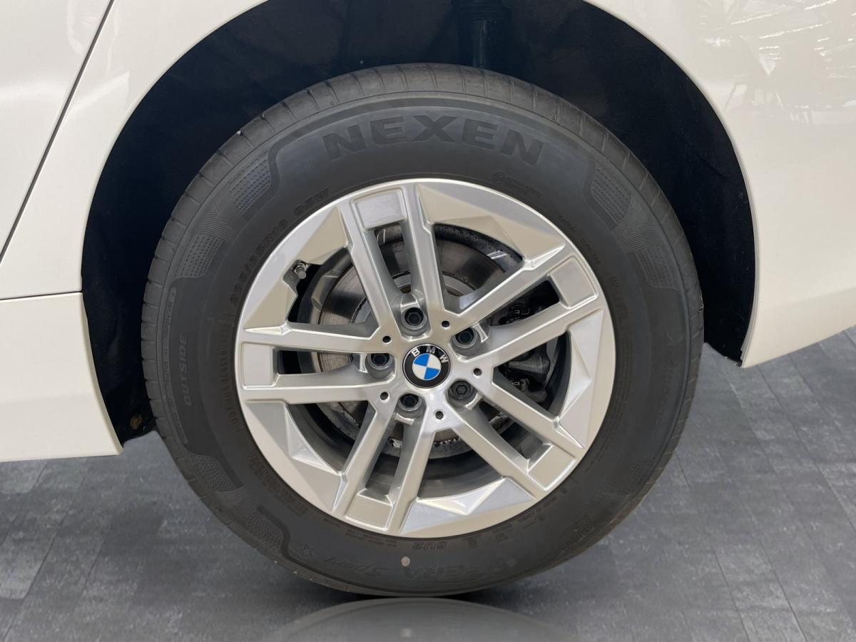 Originalaufnahme des Fahrzeugs Originalaufnahme des Fahrzeugs