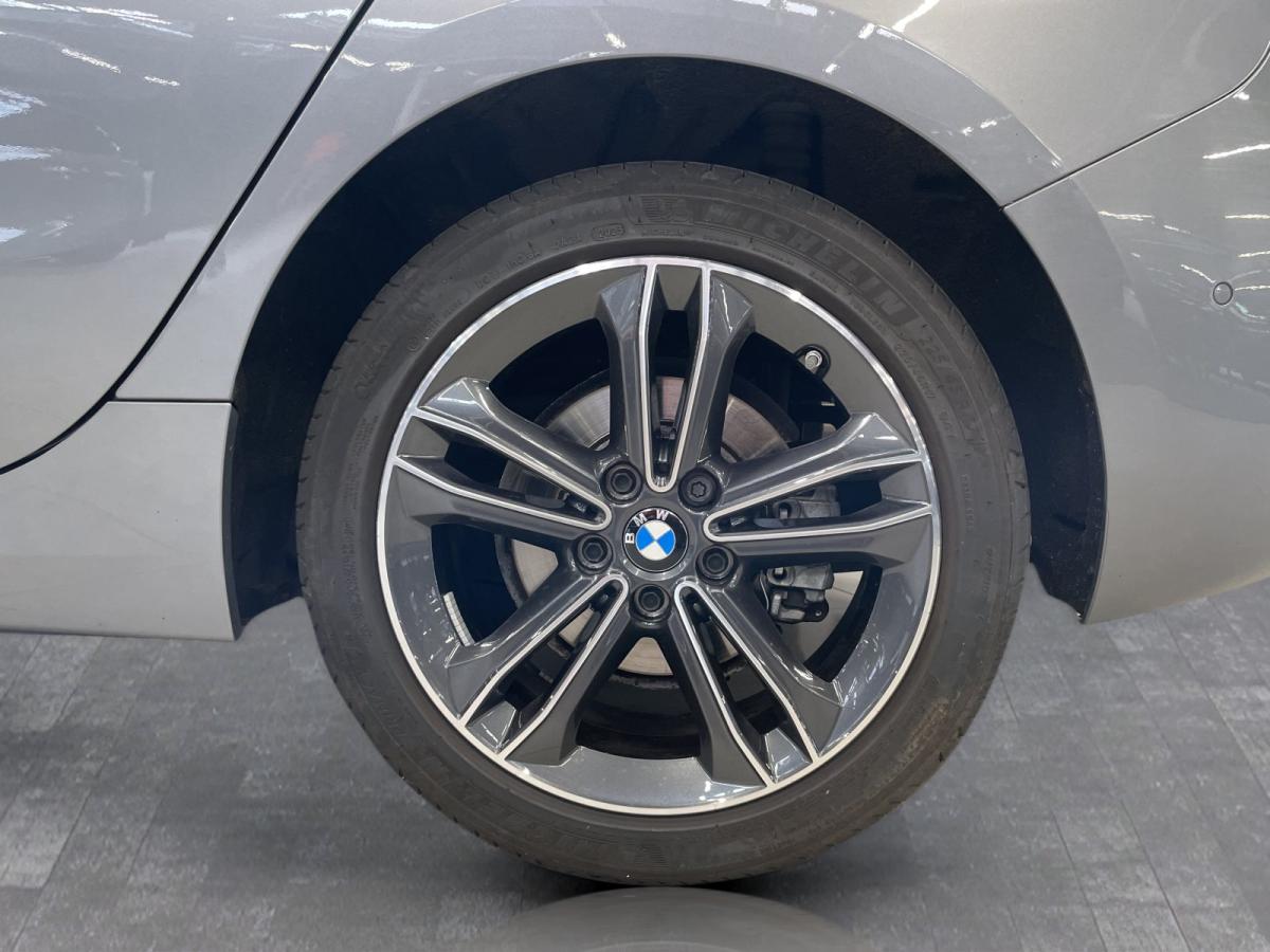 Originalaufnahme des Fahrzeugs Originalaufnahme des Fahrzeugs