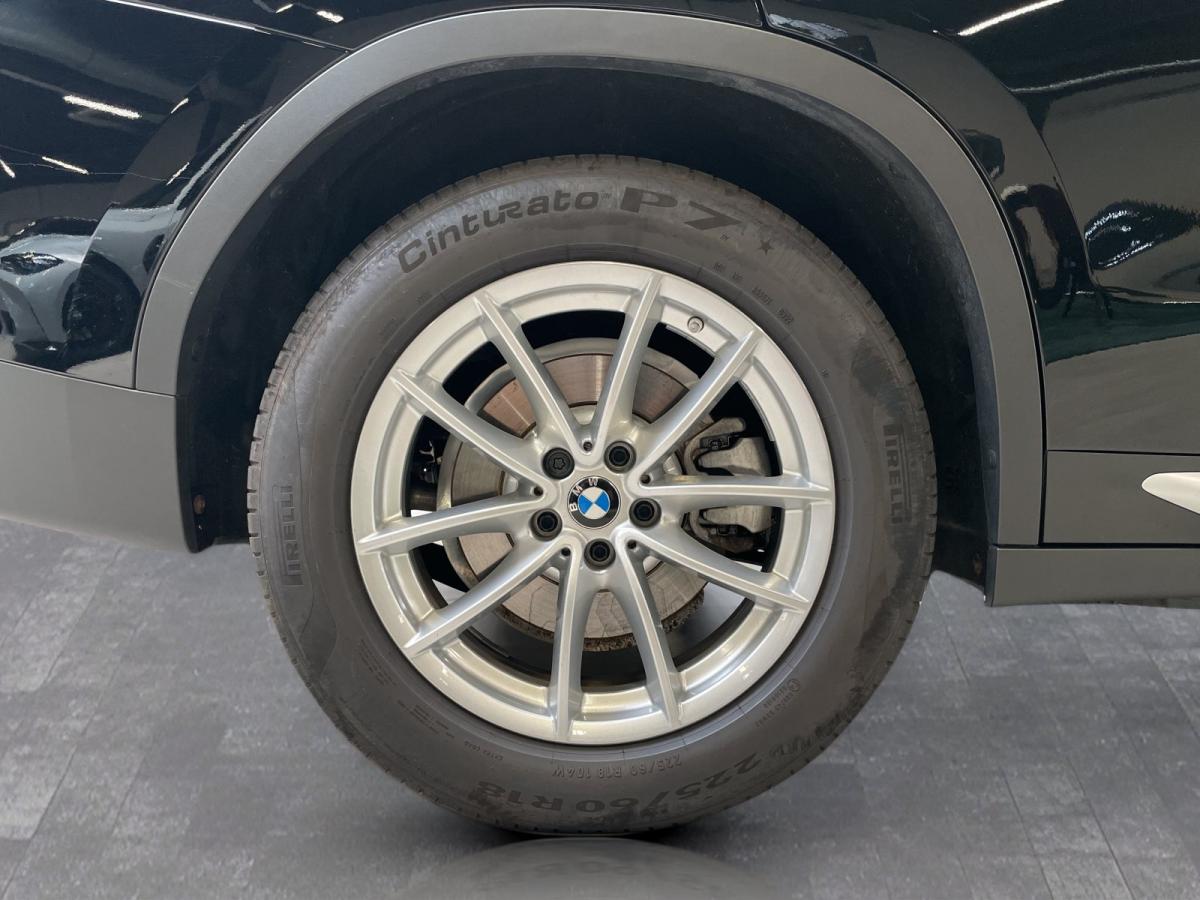 Originalaufnahme des Fahrzeugs Originalaufnahme des Fahrzeugs