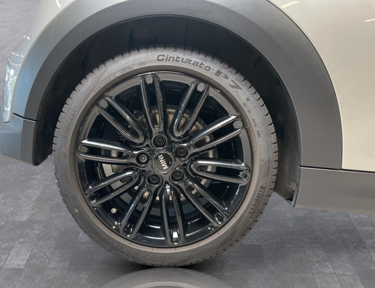 Originalaufnahme des Fahrzeugs Originalaufnahme des Fahrzeugs