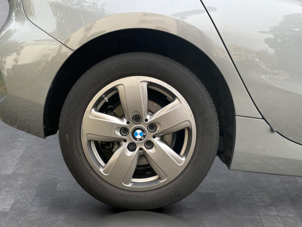 Originalaufnahme des Fahrzeugs Originalaufnahme des Fahrzeugs