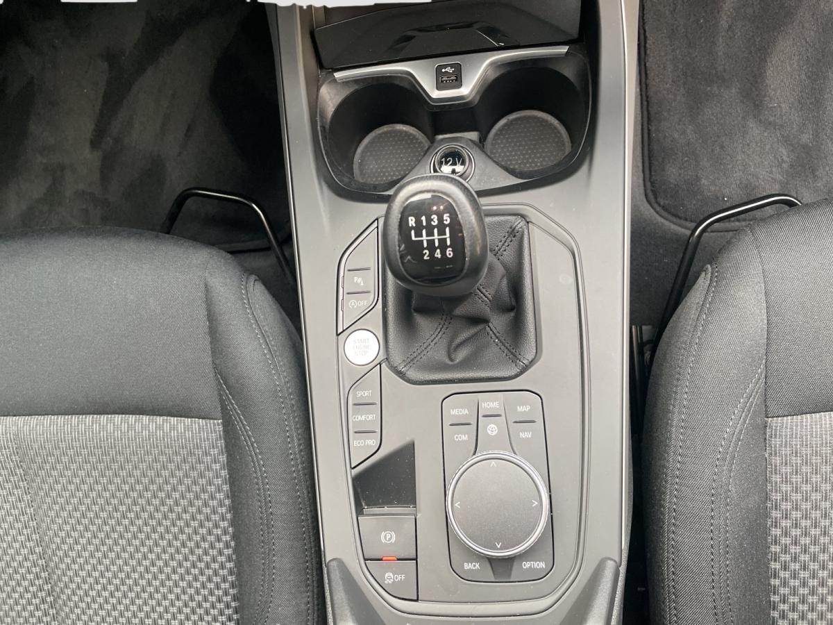 Originalaufnahme des Fahrzeugs Originalaufnahme des Fahrzeugs