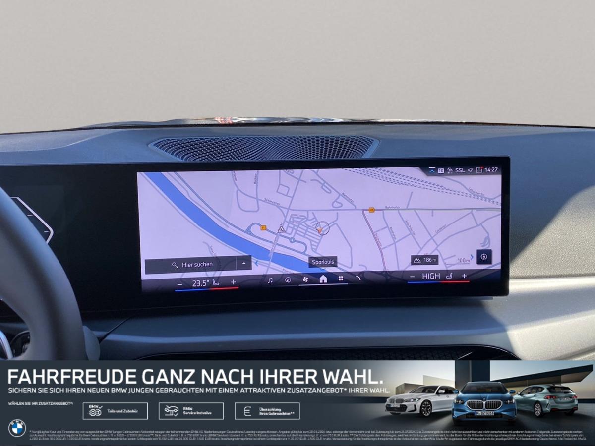 BMW 318d Limousine von hinten in Grau