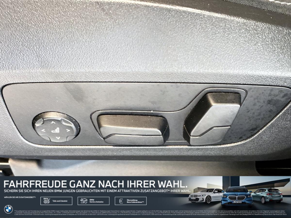 BMW iX2 xDrive30 im Innenraum