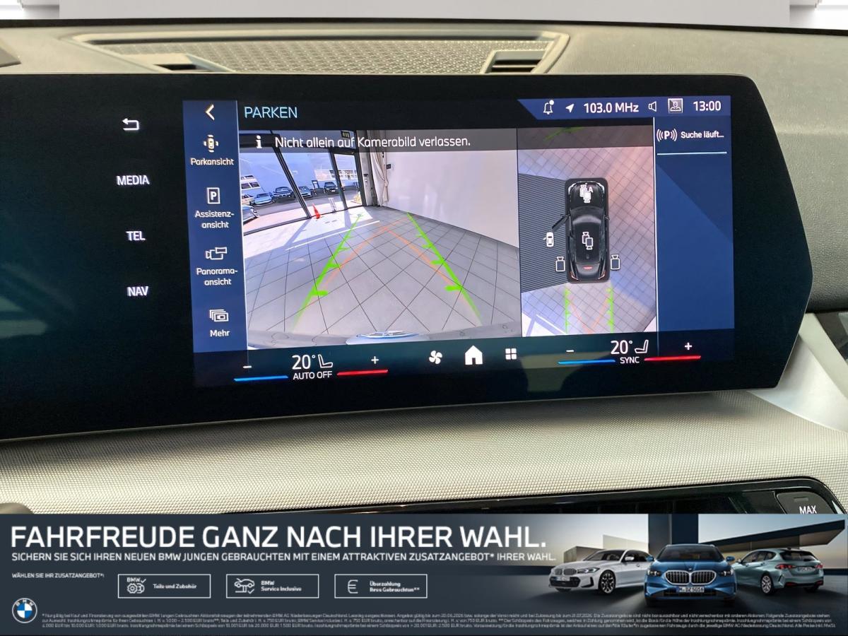 BMW iX2 xDrive30 im Innenraum
