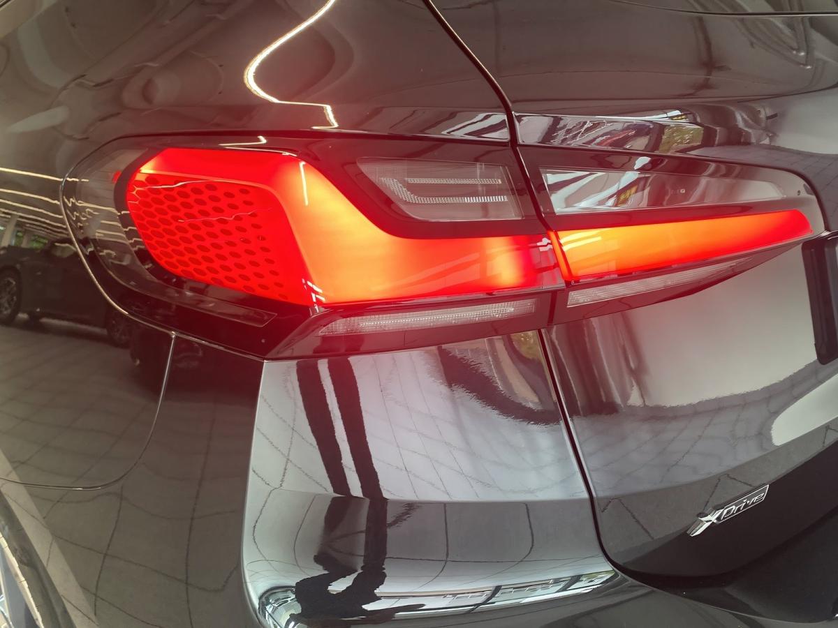 Originalaufnahme des Fahrzeugs Originalaufnahme des Fahrzeugs
