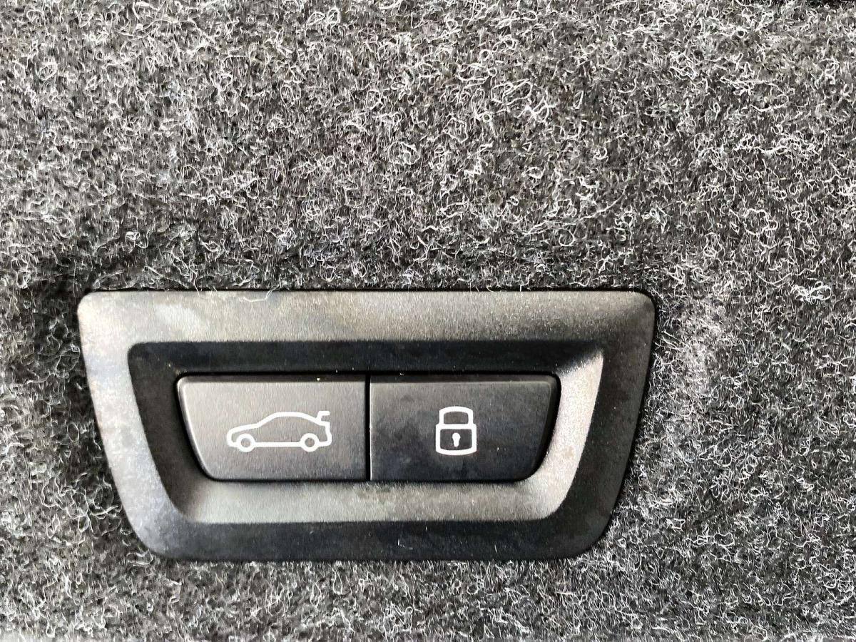 Originalaufnahme des Fahrzeugs Originalaufnahme des Fahrzeugs