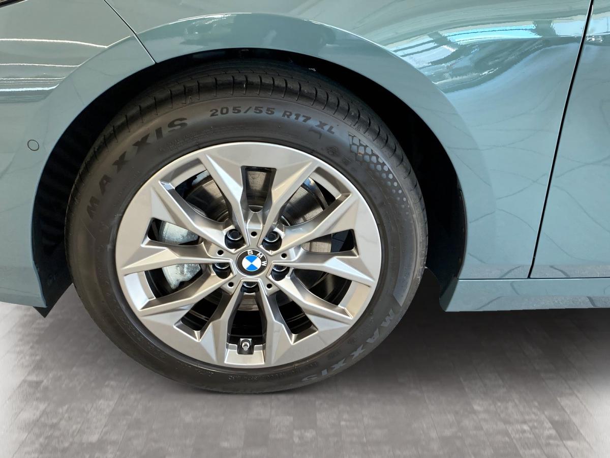 Originalaufnahme des Fahrzeugs Originalaufnahme des Fahrzeugs