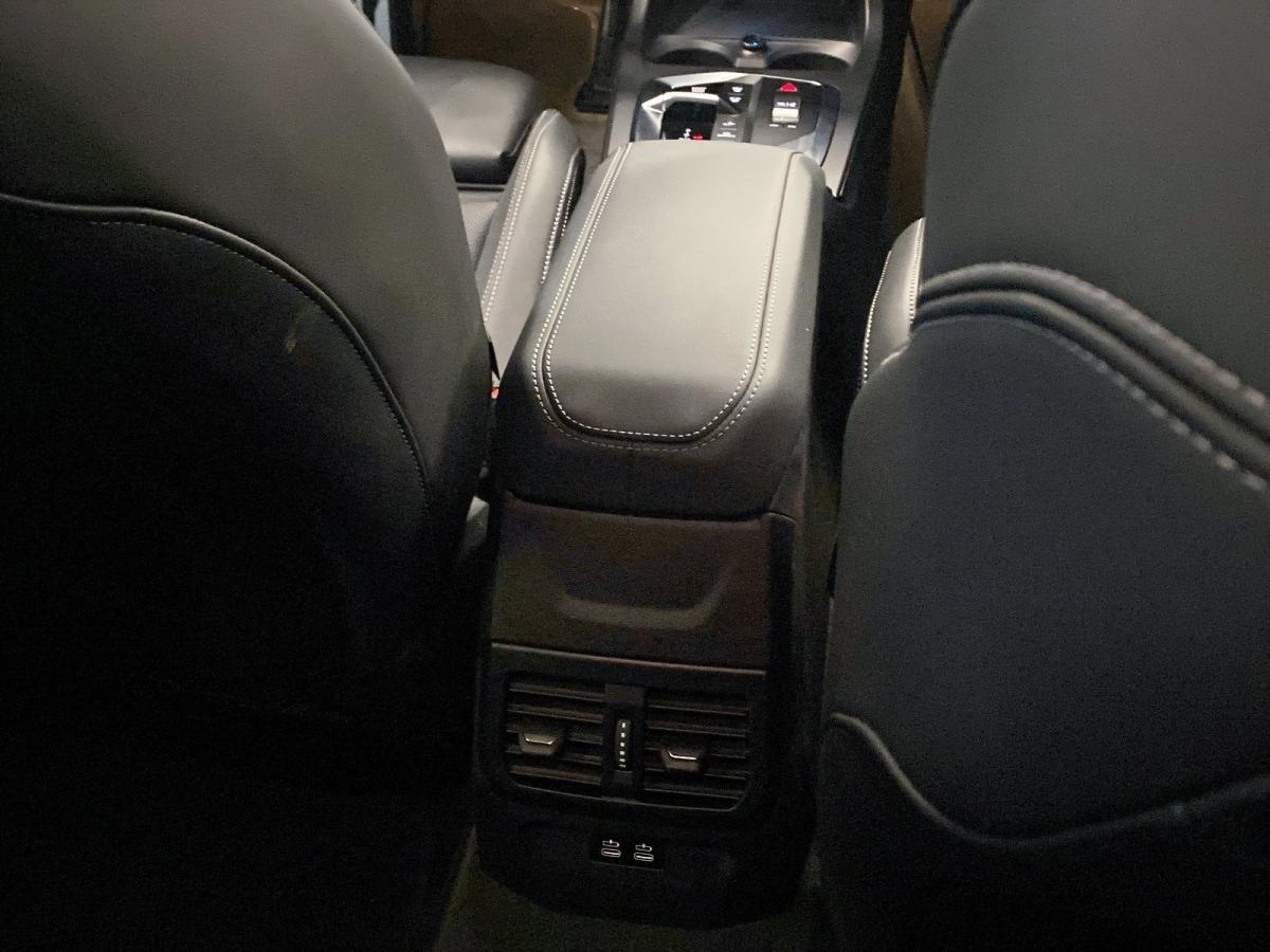 Originalaufnahme des Fahrzeugs Originalaufnahme des Fahrzeugs