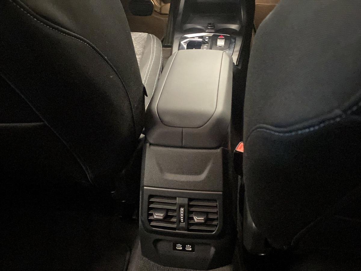 Originalaufnahme des Fahrzeugs Originalaufnahme des Fahrzeugs