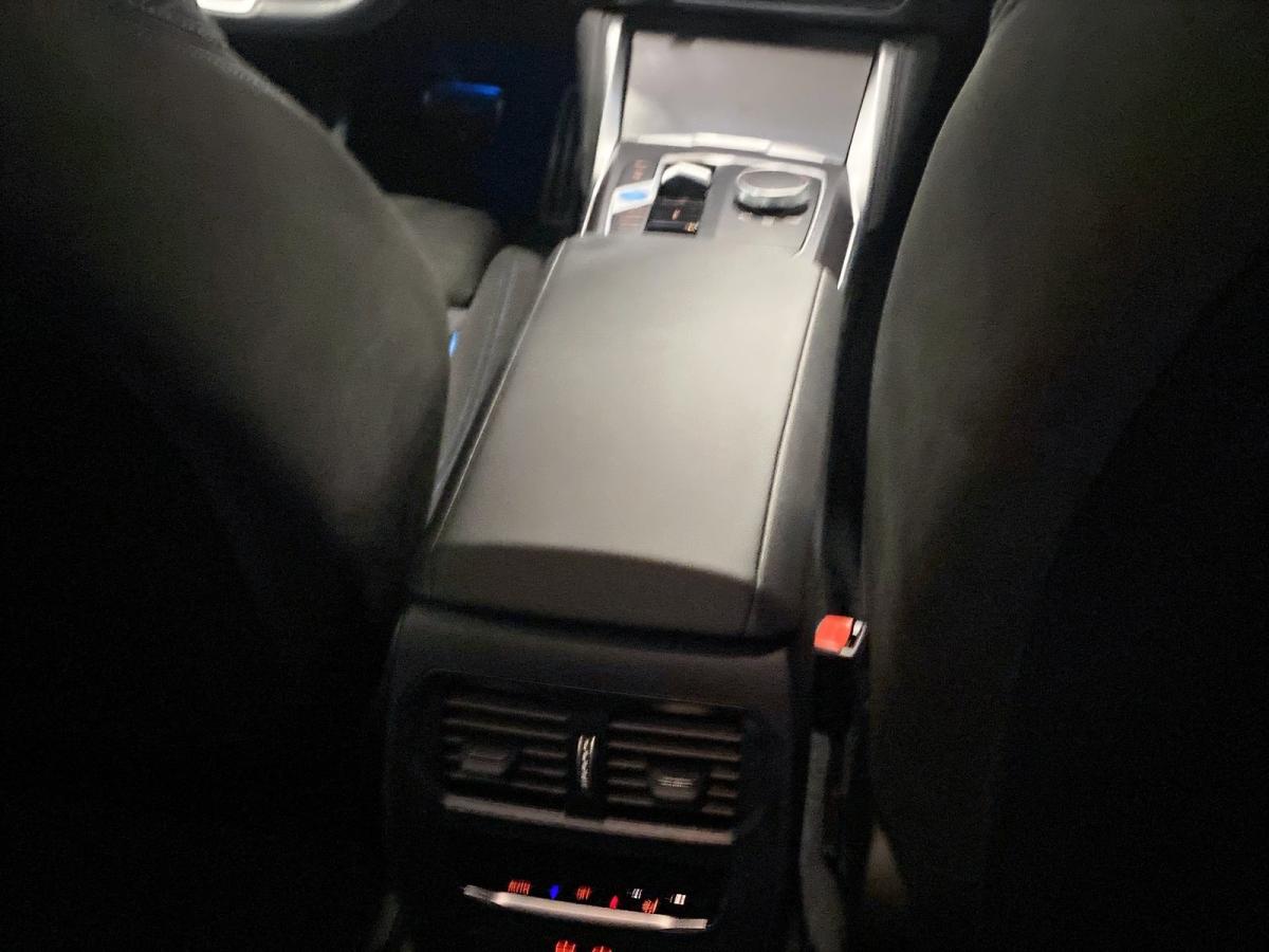 Originalaufnahme des Fahrzeugs Originalaufnahme des Fahrzeugs