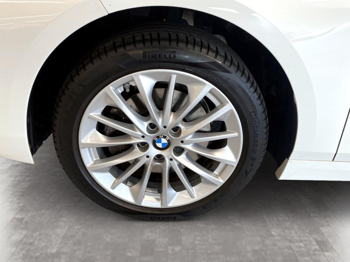 Originalaufnahme des Fahrzeugs Originalaufnahme des Fahrzeugs