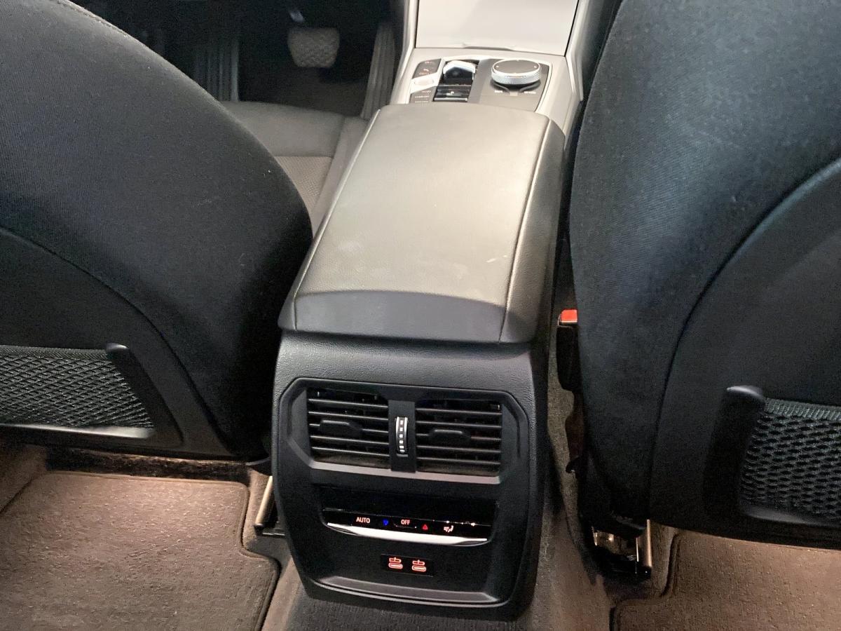 Originalaufnahme des Fahrzeugs Originalaufnahme des Fahrzeugs
