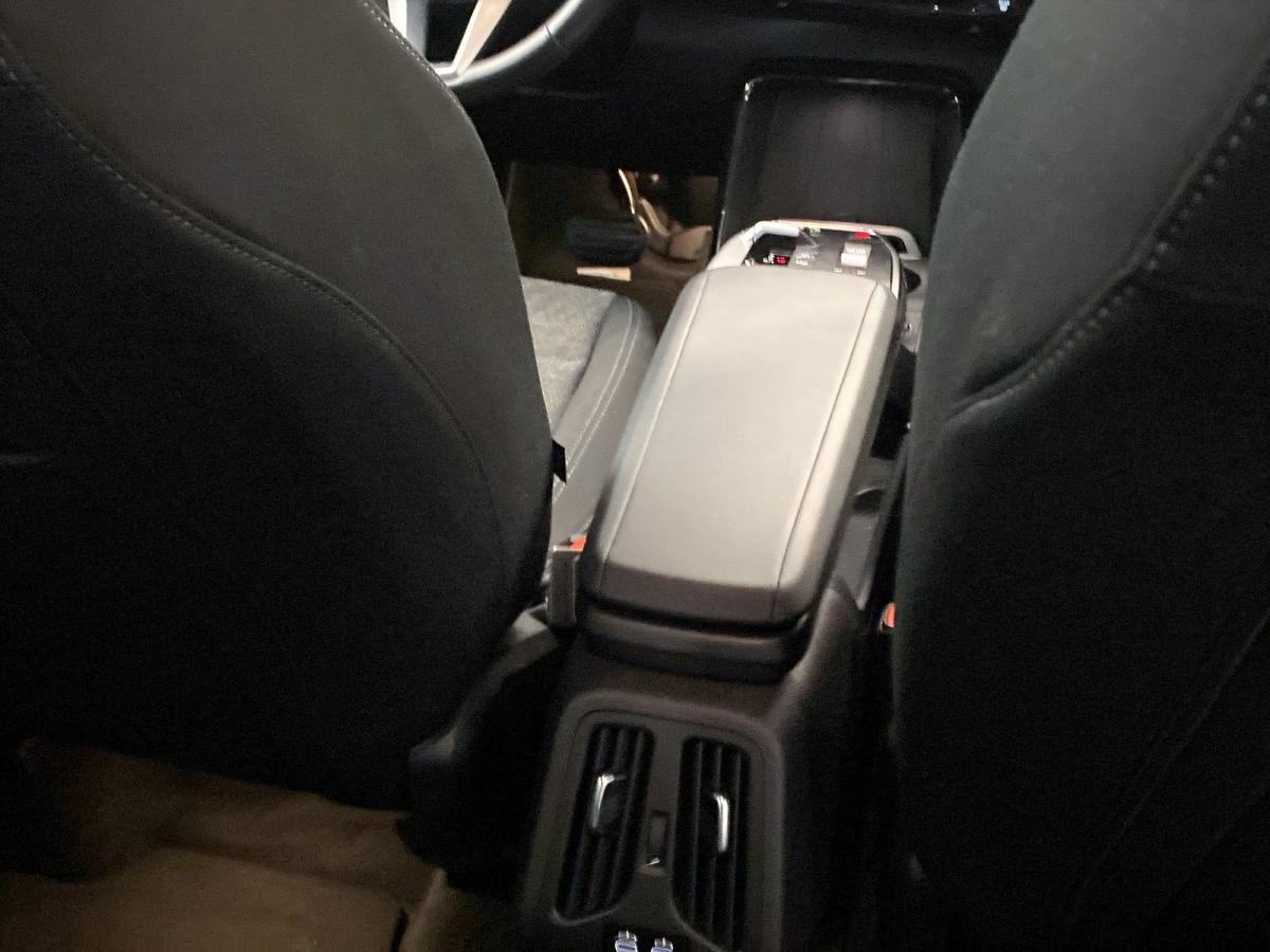 Originalaufnahme des Fahrzeugs Originalaufnahme des Fahrzeugs