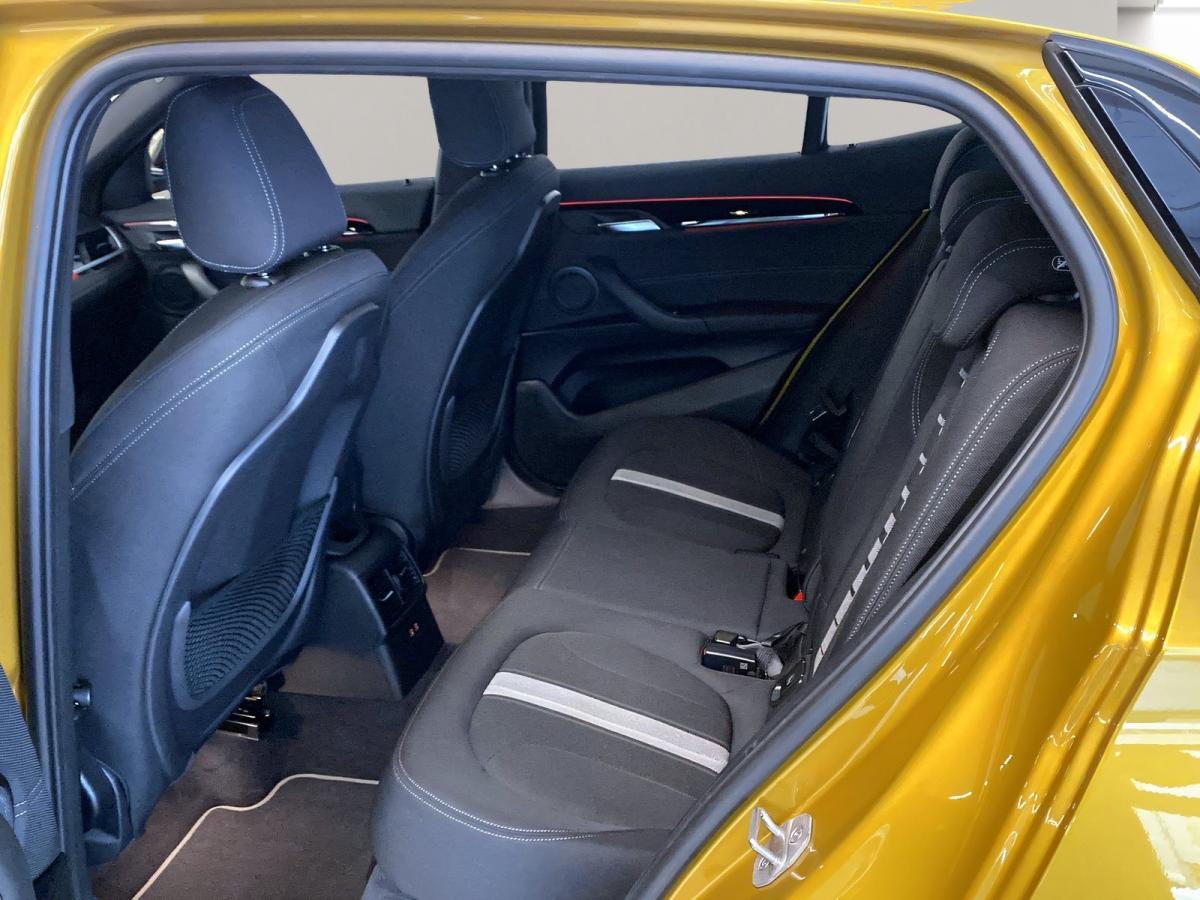 Originalaufnahme des Fahrzeugs Originalaufnahme des Fahrzeugs
