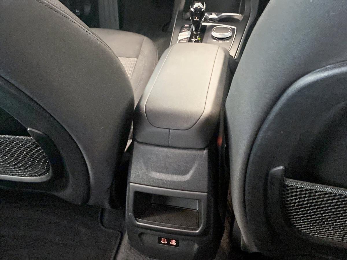 Originalaufnahme des Fahrzeugs Originalaufnahme des Fahrzeugs