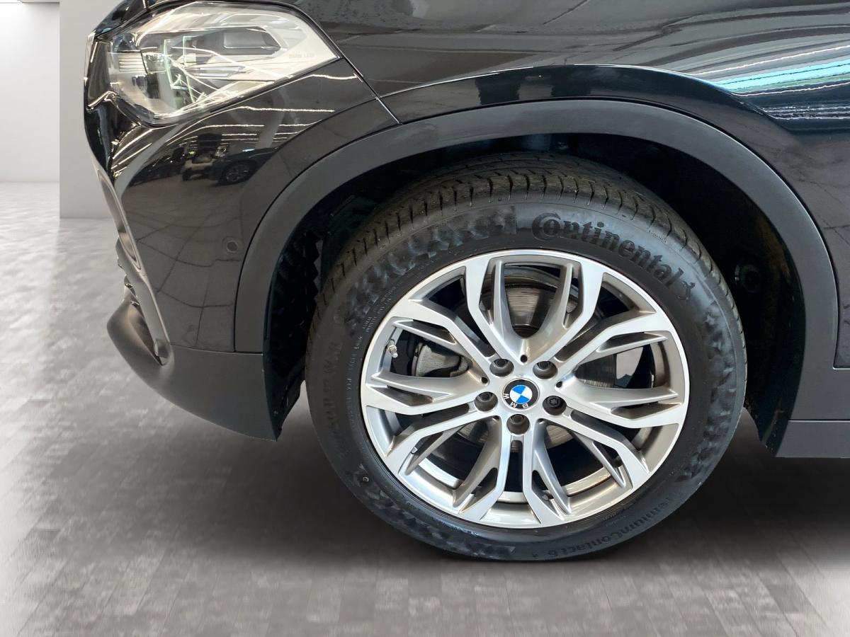Originalaufnahme des Fahrzeugs Originalaufnahme des Fahrzeugs