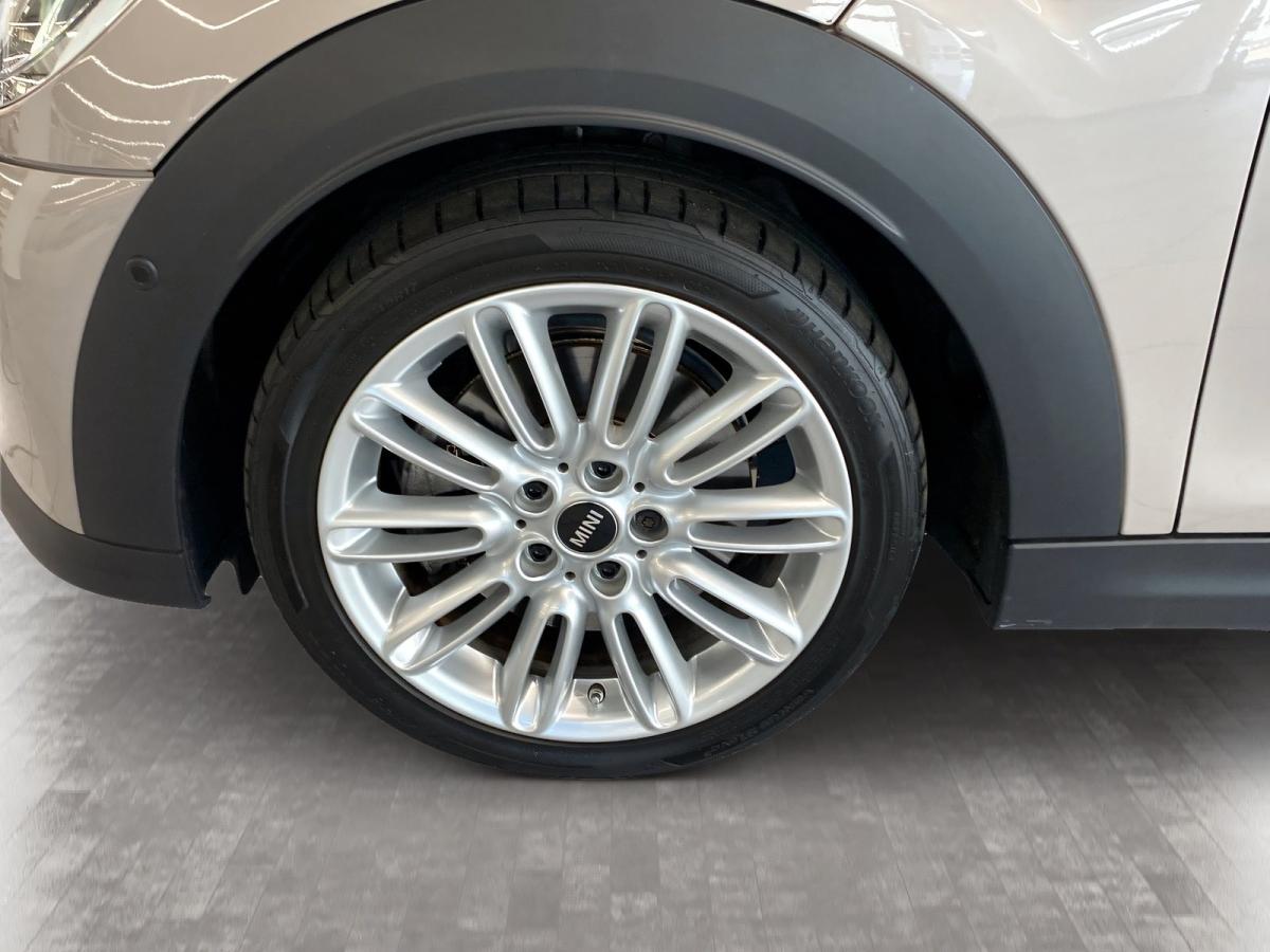 Originalaufnahme des Fahrzeugs Originalaufnahme des Fahrzeugs