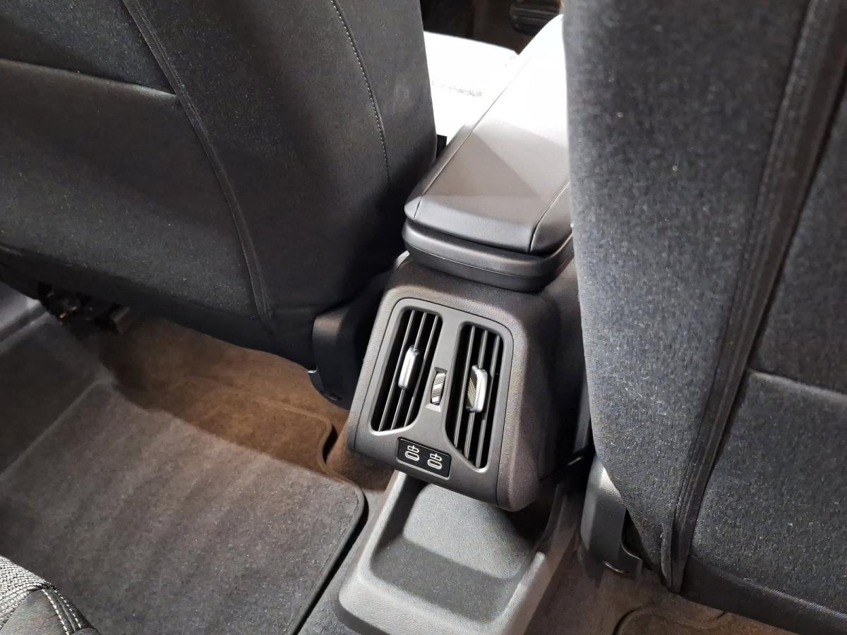 Originalaufnahme des Fahrzeugs Originalaufnahme des Fahrzeugs