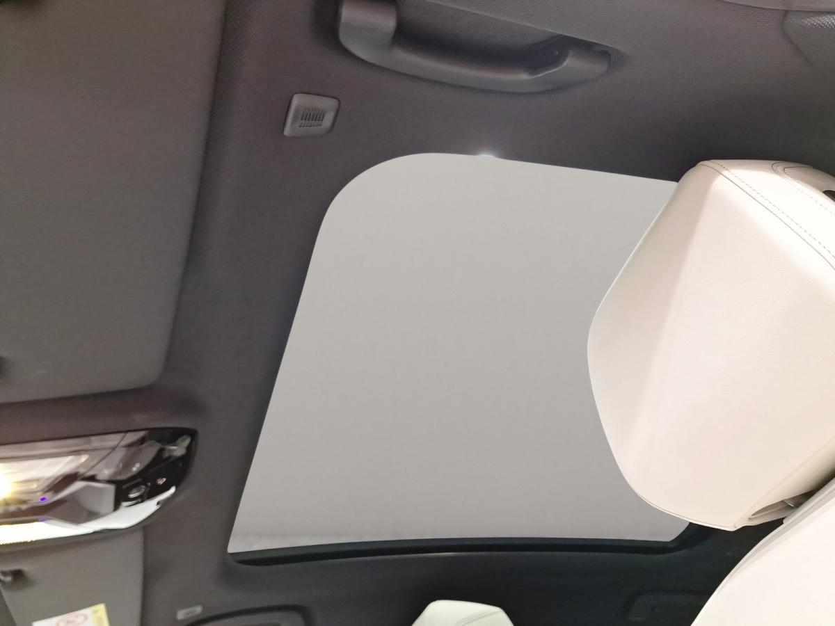 Originalaufnahme des Fahrzeugs Originalaufnahme des Fahrzeugs