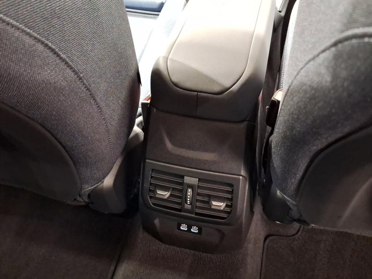 Originalaufnahme des Fahrzeugs Originalaufnahme des Fahrzeugs