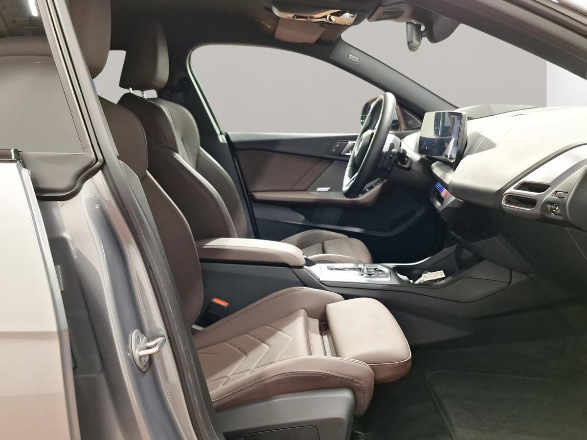 Originalaufnahme des Fahrzeugs Originalaufnahme des Fahrzeugs