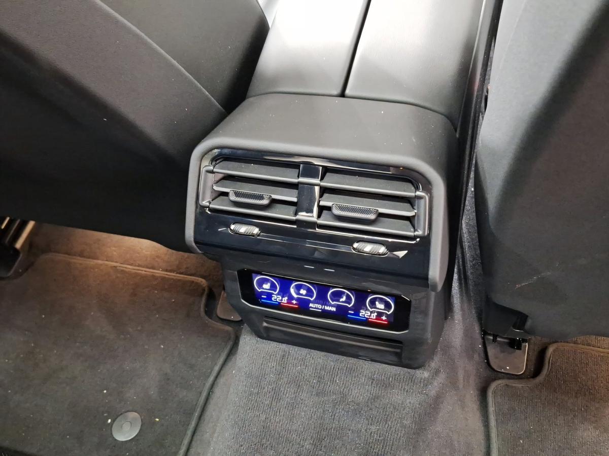 Originalaufnahme des Fahrzeugs Originalaufnahme des Fahrzeugs