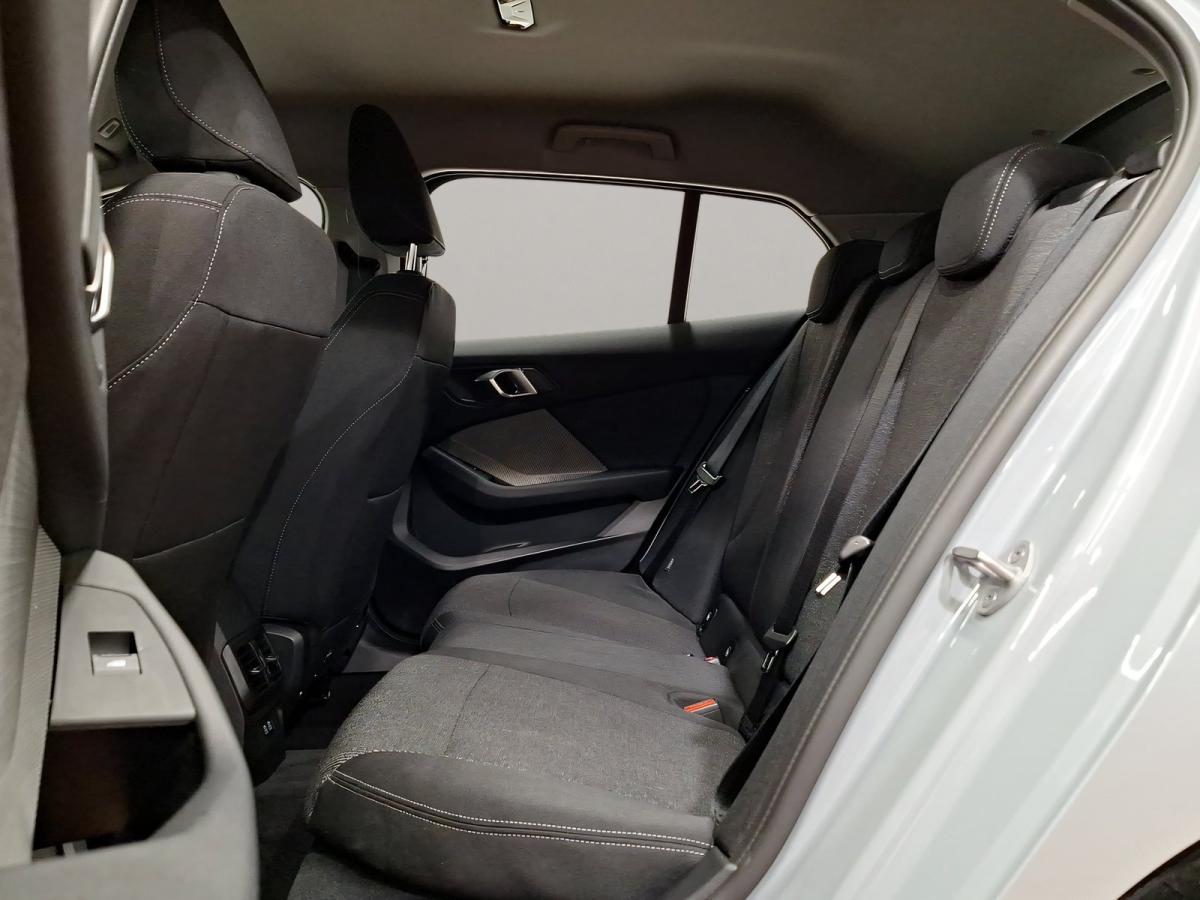 Originalaufnahme des Fahrzeugs Originalaufnahme des Fahrzeugs