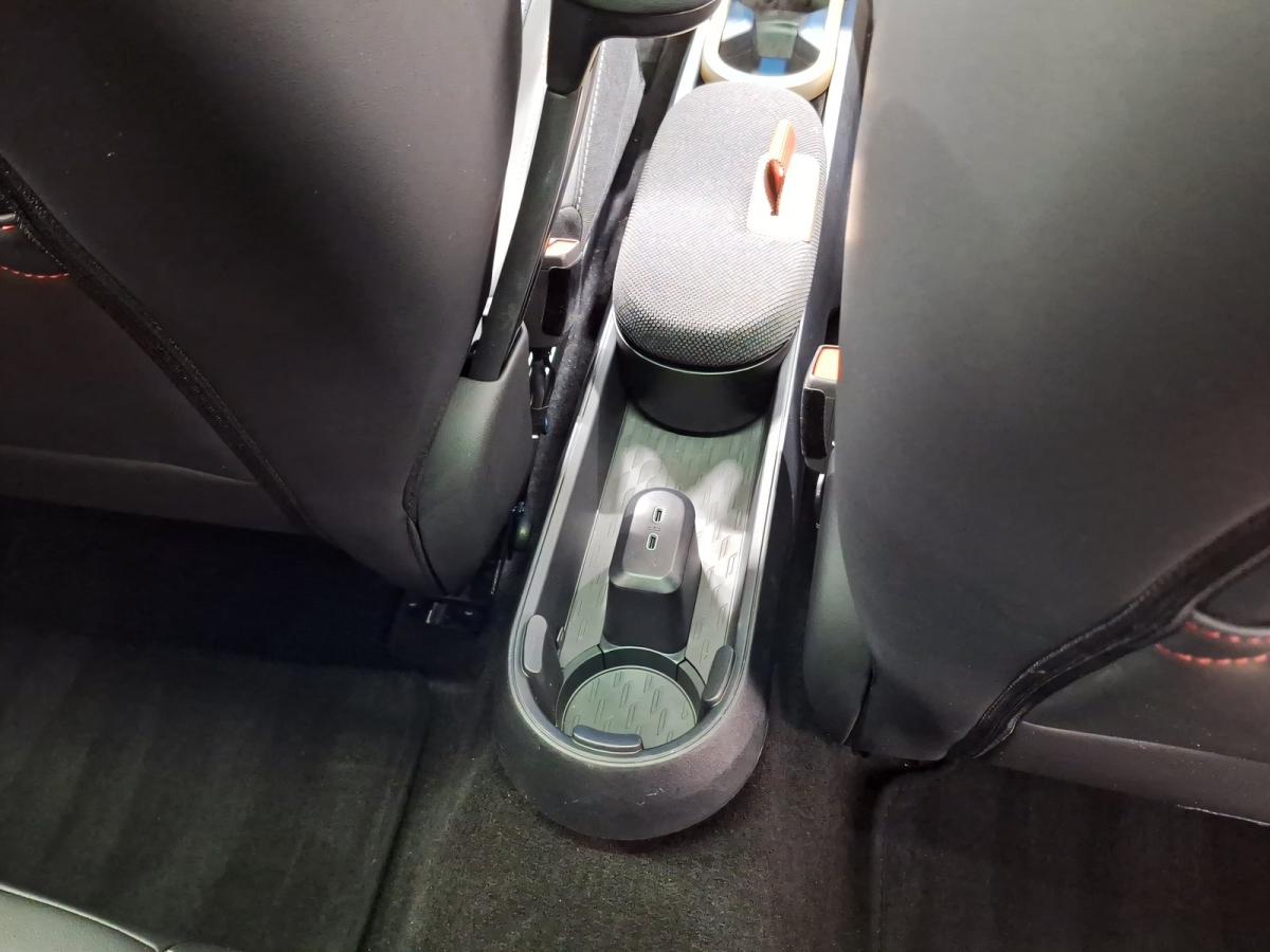 Originalaufnahme des Fahrzeugs Originalaufnahme des Fahrzeugs