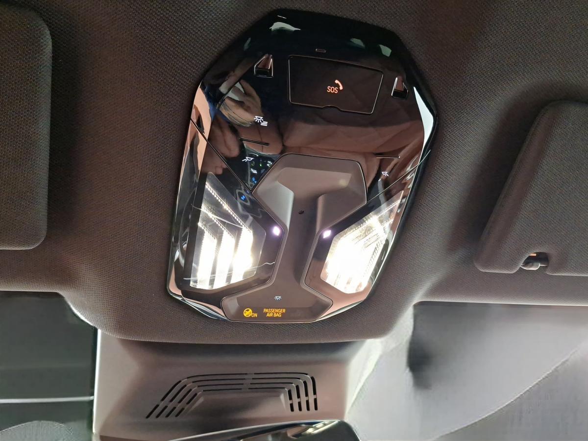 Originalaufnahme des Fahrzeugs Originalaufnahme des Fahrzeugs