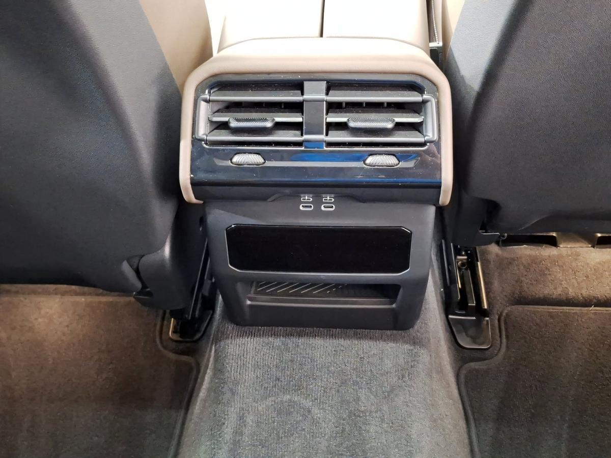 Originalaufnahme des Fahrzeugs
