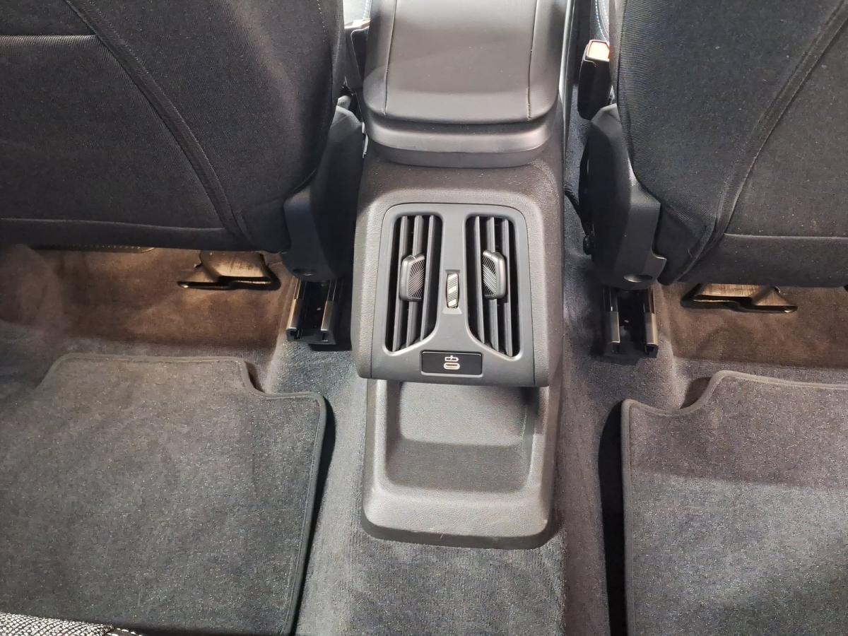 Originalaufnahme des Fahrzeugs Originalaufnahme des Fahrzeugs