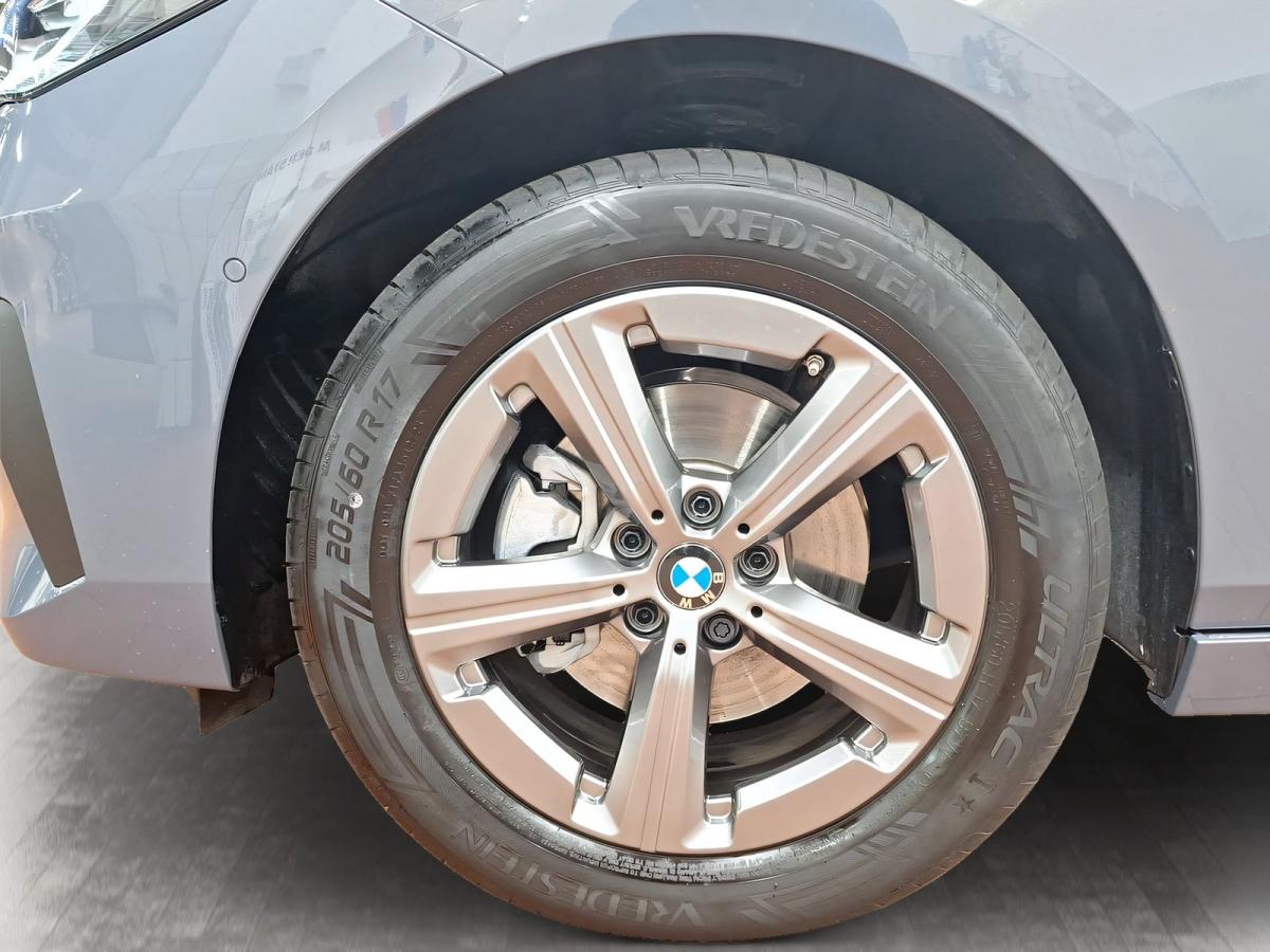 Originalaufnahme des Fahrzeugs Originalaufnahme des Fahrzeugs