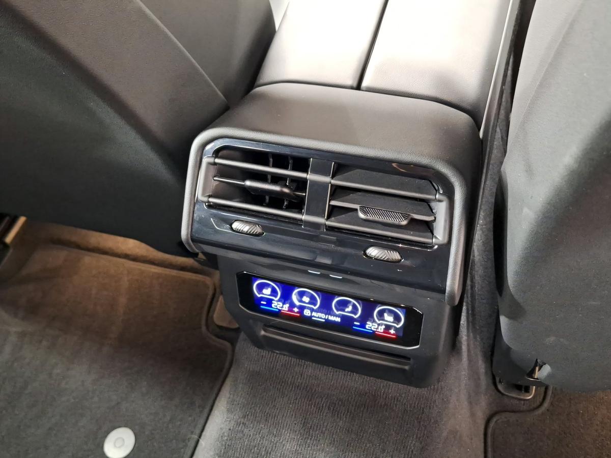 Originalaufnahme des Fahrzeugs Originalaufnahme des Fahrzeugs