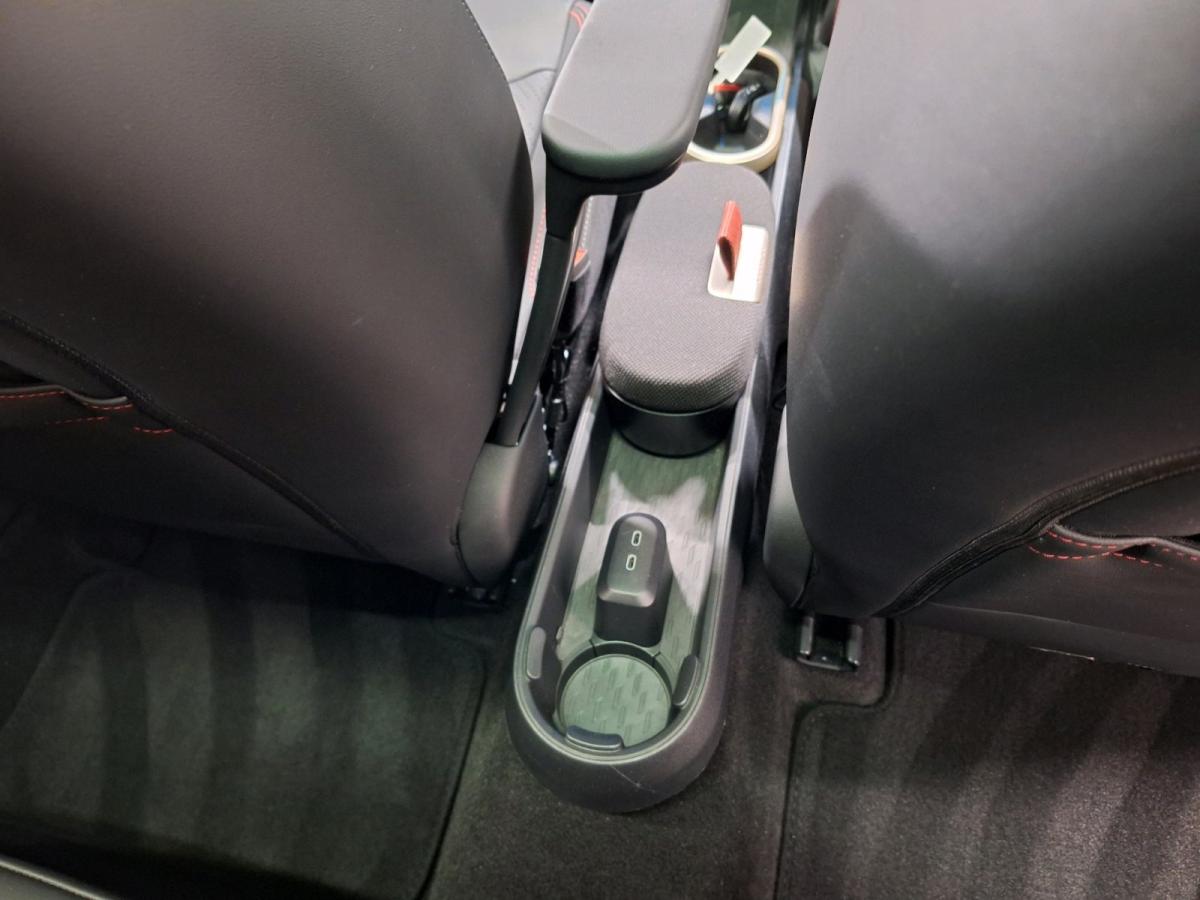 Originalaufnahme des Fahrzeugs Originalaufnahme des Fahrzeugs