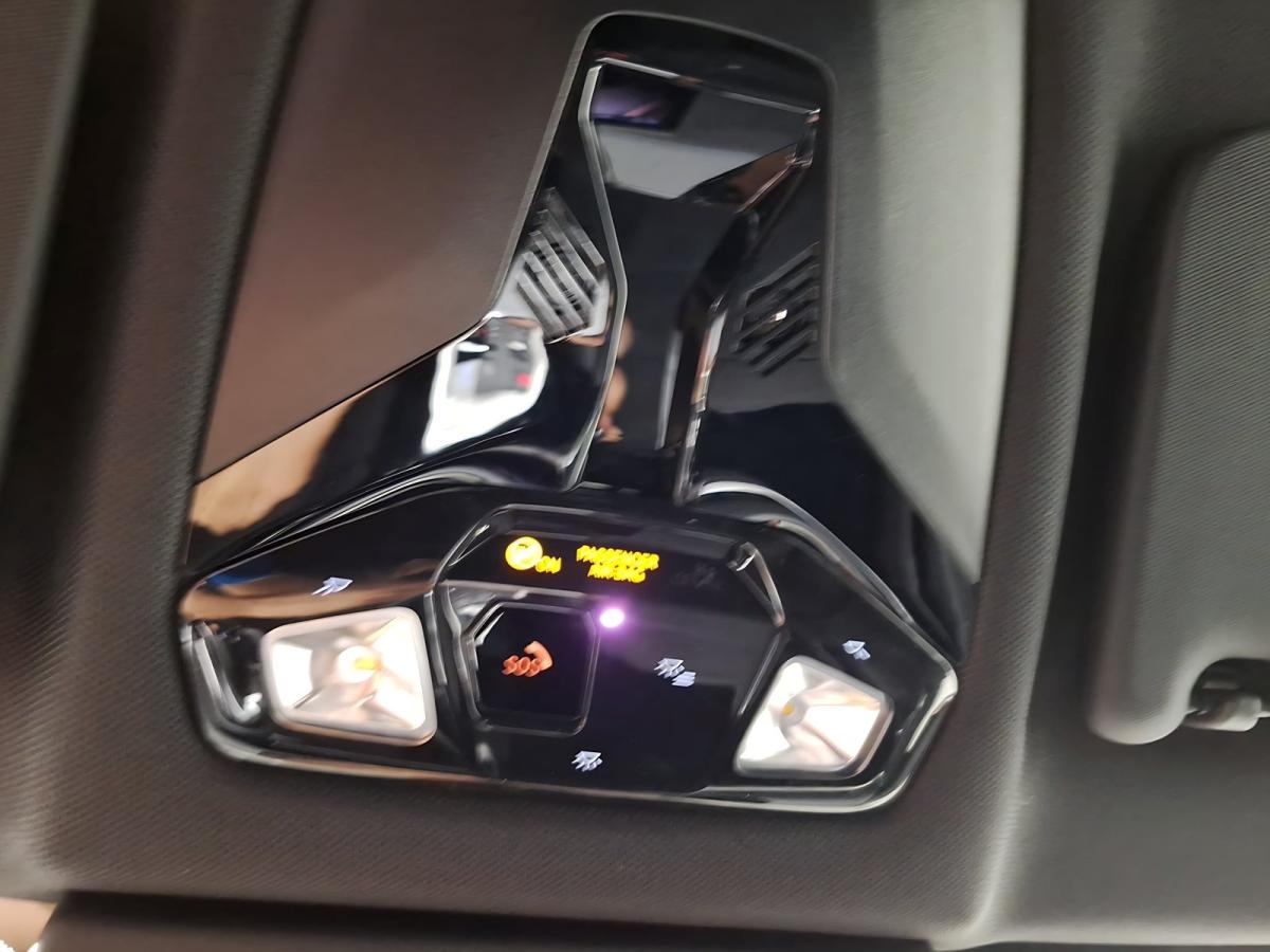 Originalaufnahme des Fahrzeugs Originalaufnahme des Fahrzeugs